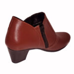 Botine scurte cu toc masiv din piele naturala maro intre 35 si 41 - imagine 3