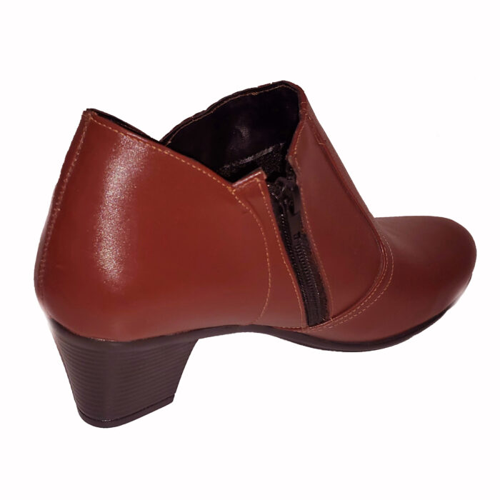 Botine scurte cu toc masiv din piele naturala maro intre 35 si 41 - imagine 3