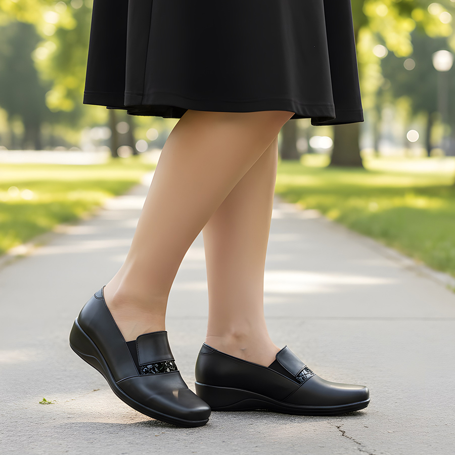 pantofi-dama-ortopedici-usori-din-piele-naturala-intre-36-si-42 Pantofi dama ortopedici usori din piele naturala intre 36 si 42 - imagine 1