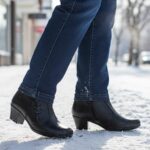 Botine scurte cu toc masiv din piele naturala negre intre 35 si 41