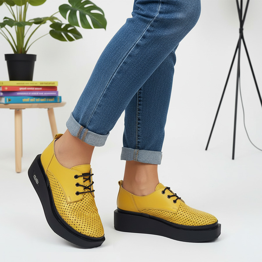 pantofi-dama-ortopedici-din-piele-naturala-perforata-galbeni-cu-siret-dogati-intre-36-si-40 LICHIDARE Pantofi dama ortopedici din piele naturala perforata galbeni cu siret DOGATI intre 36 si 40 - imagine 1