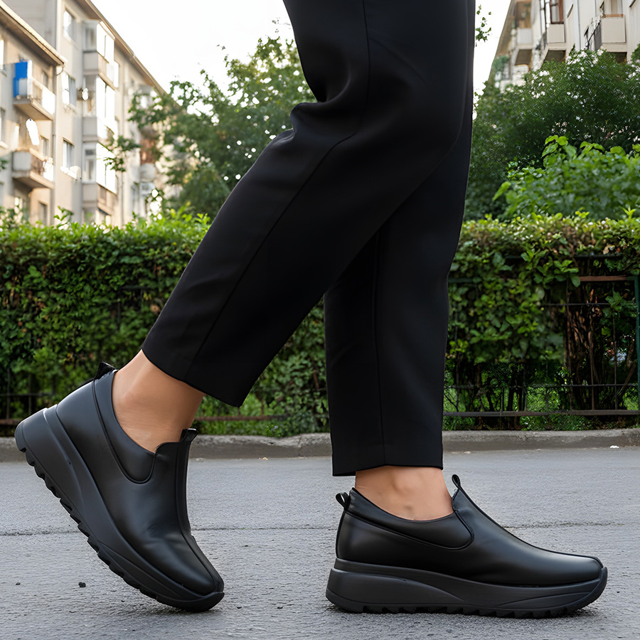 pantofi-dama-foarte-usori-din-piele-naturala-negri-intre-36-si-40 Pantofi dama foarte usori din piele naturala negri intre 36 si 41 - imagine 1