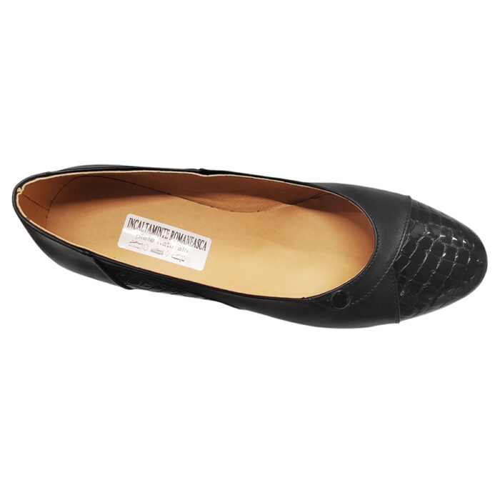 Pantofi dama negri cu toc mic din piele naturala intre 35 si 41 - imagine 5