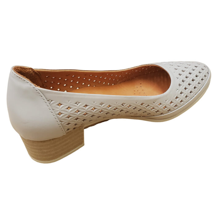 Pantofi dama crem cu toc masiv din piele naturala decupata intre 36 si 40 - imagine 3