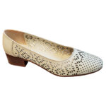 Pantofi dama crem cu toc mic din piele naturala perforata intre 35 si 41 - imagine 2