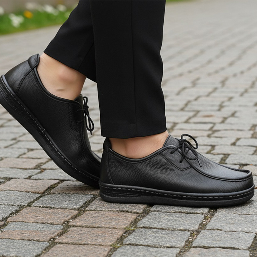 pantofi-mocasini-dama-negri-din-piele-naturala-cu-siret-intre-36-si-40 Pantofi-mocasini dama negri din piele naturala cu siret intre 36 si 41 - imagine 1