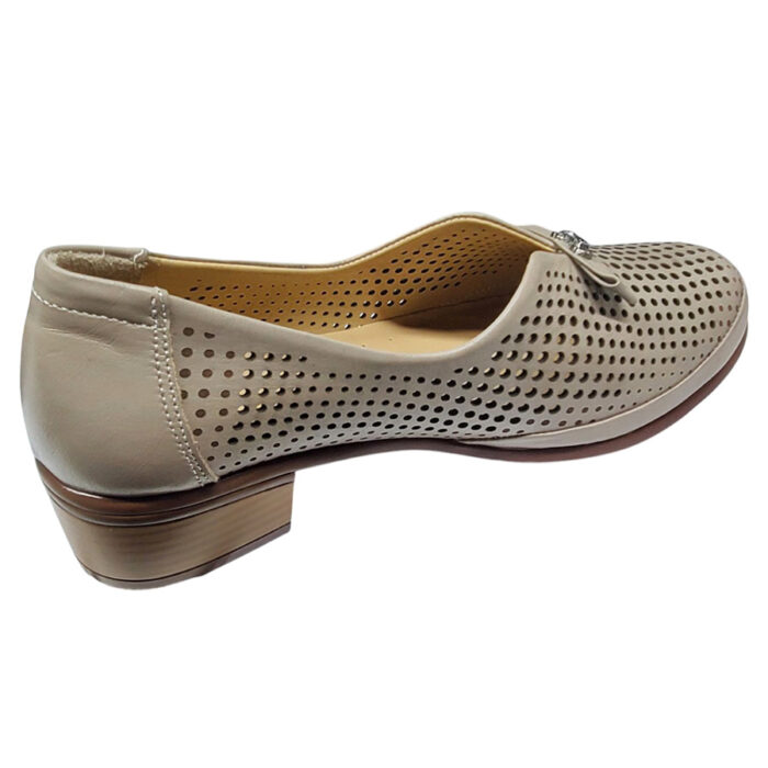 Pantofi dama grej cu toc masiv din piele naturala perforata intre 36 si 40 - imagine 3