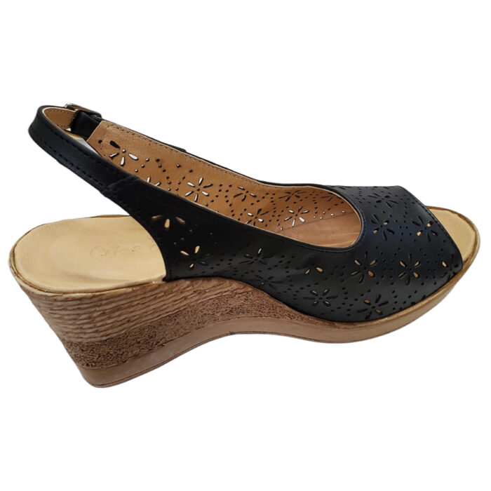 Sandale dama cu platforma negre din piele naturala perforata intre 34 si 41 - imagine 3
