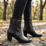 Cizmulite elegante dama din piele naturala negre vatuite cu toc masiv intre 35 si 40