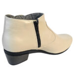 LICHIDARE Botine dama scurte din piele naturala crem cu toc patrat marimea 38 - imagine 2