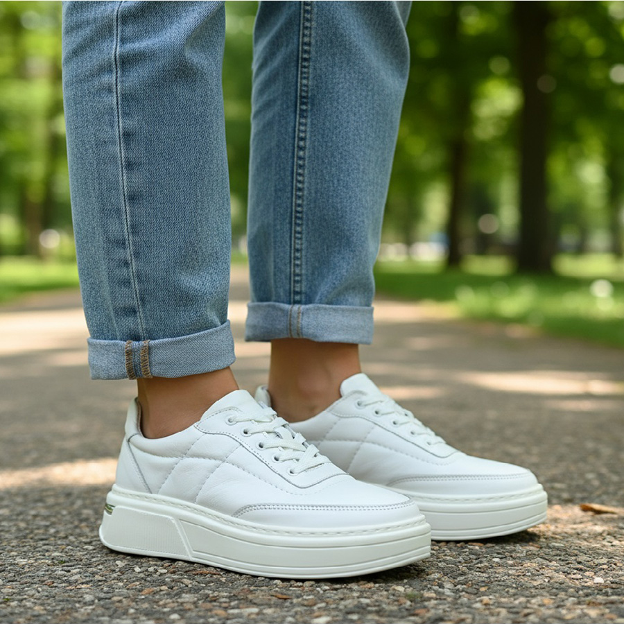 pantofi-dama-sport-albi-din-piele-naturala-suceveanu-intre-36-si-40 Pantofi dama sport albi din piele naturala Suceveanu intre 36 si 41 - imagine 1