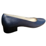 Pantofi dama bleumarin cu toc mic din piele naturala intre 34 si 41 - imagine 3
