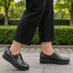 Pantofi dama cu talpa ortopedica joasa din piele naturala croco intre 35 si 40