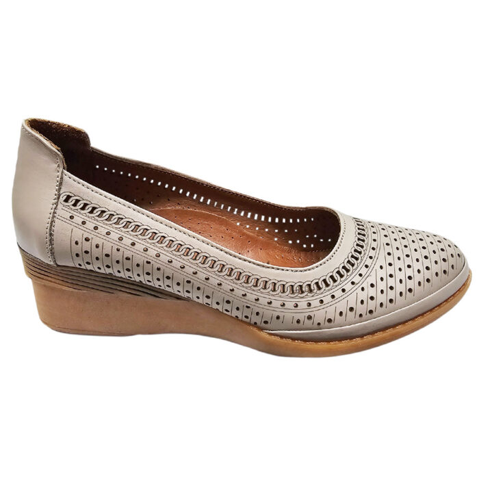 Pantofi dama cu platforma din piele naturala perforata bej SCV marimi intre 36 si 42 - imagine 2