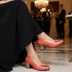 Pantofi dama din piele naturala corai eleganti cu toc aplicat si ornament marimi intre 35 si 40