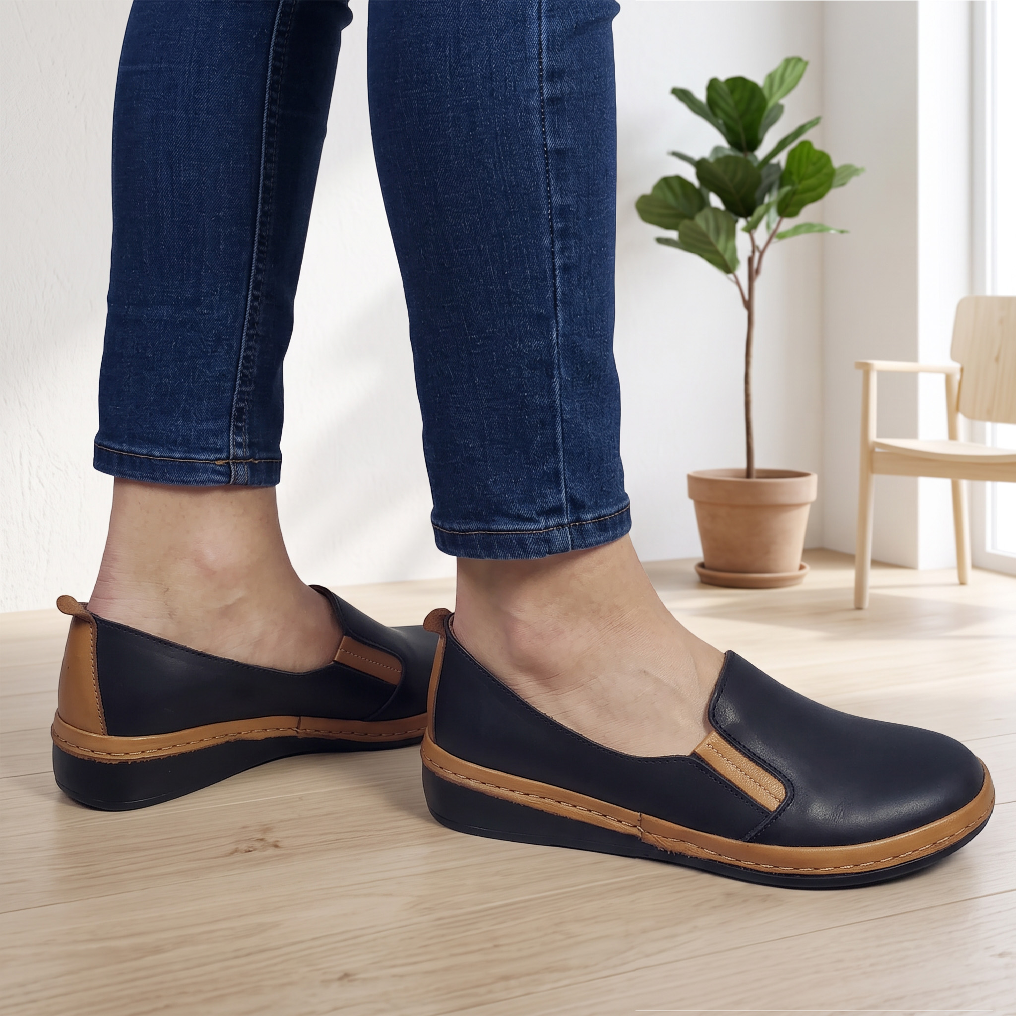 pantofi-dama-comozi-cu-elastic-din-piele-naturala-negru-maro-zerya-marimi-intre-36-si-40 Pantofi dama comozi cu elastic din piele naturala negru-maro Zerya marimi intre 36 si 40 - imagine 1